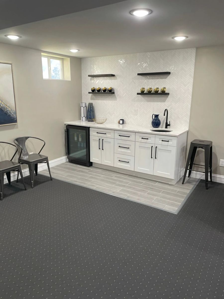 Basement wet bar